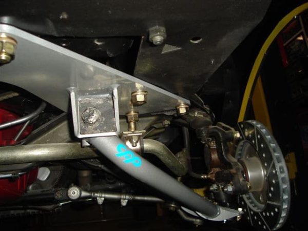 STRUT ROD ELIMINATOR KIT LOWER BLACK