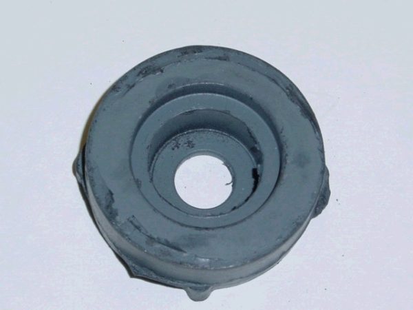 BODY MOUNT BUSHING LOWER