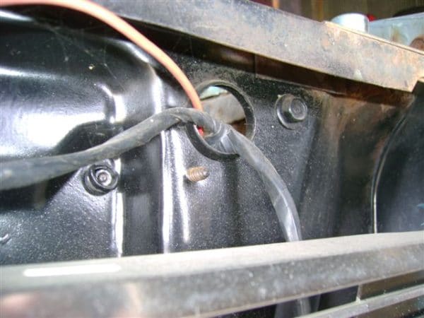 CORE SUPPORT GROMMET