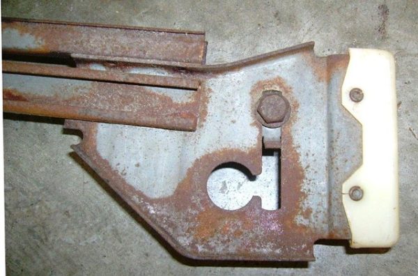 GLASS STOP DOOR AND REAR QUARTER WINDOW