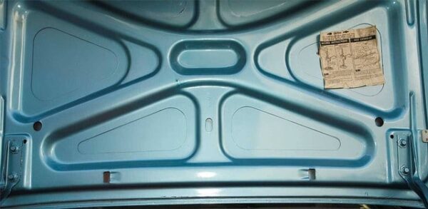 HATCHBACK LID INSTRUCTION DECAL