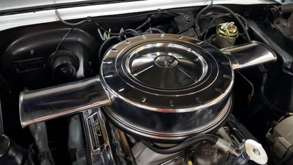 CARBURETOR AIR CLEANER STUD
