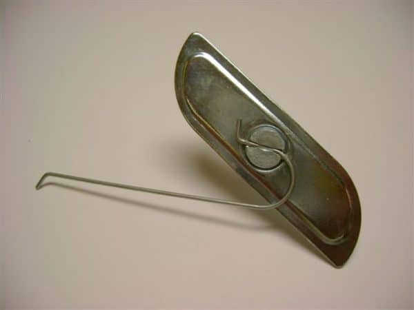 CLIP BODY SIDE MOLDING EMBLEM