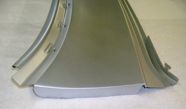 REAR GLASS TO TRUNK FILLER PANEL