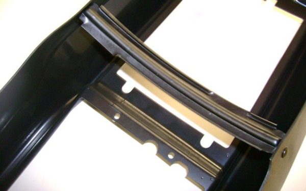CONSOLE OUTER SHELL