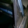VENT WINDOW VERTICAL FUZZIE