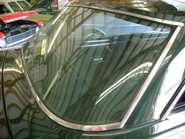 OUTSIDE REAR WINDOW MOLDING STAINLESS TRIM CLIP