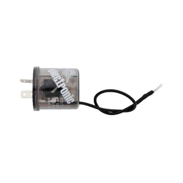 LED FLASHER WITH POLARITY REVERSING ADAPTER